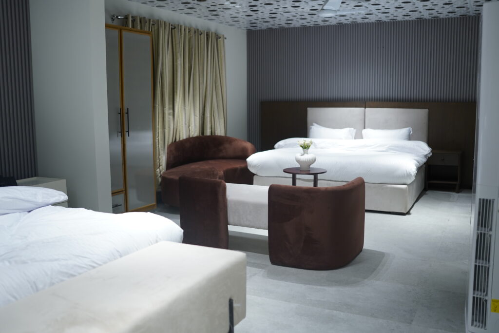 Suite Room